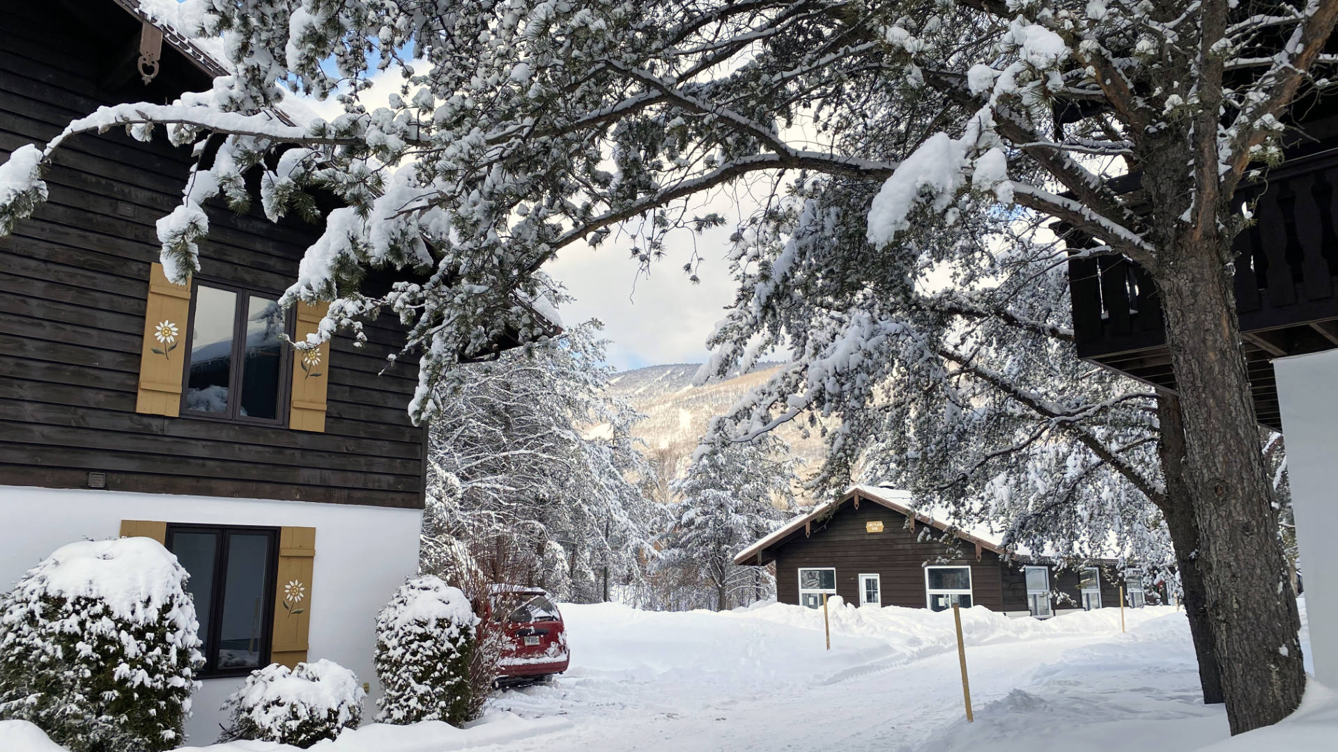 Chalets Montmorency in winter